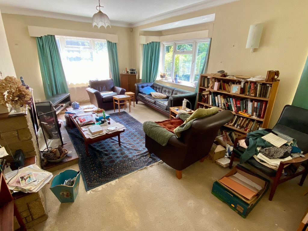 Property photo 3 of 23