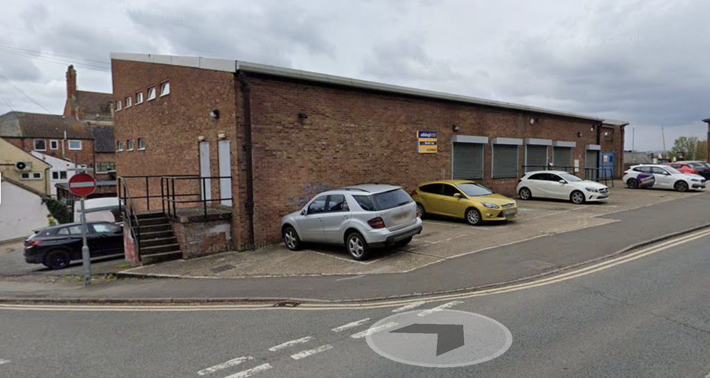 Property photo 3 of 19