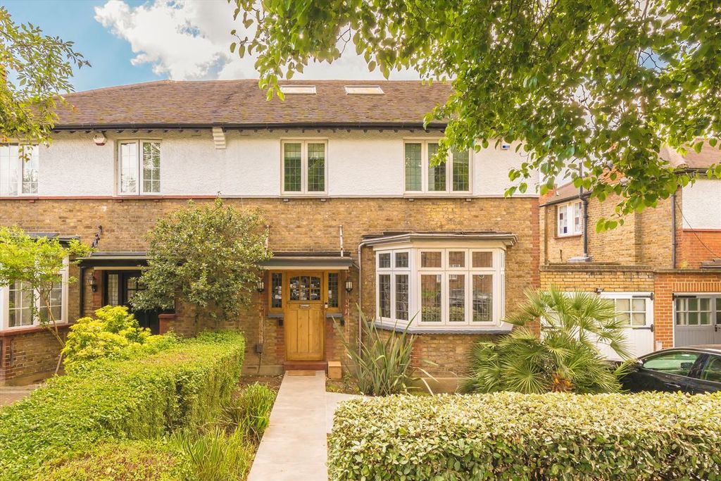 Property photo 1 of 7