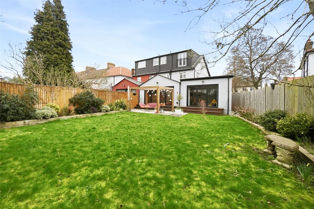 Property photo 2 of 14 Picture No. 25