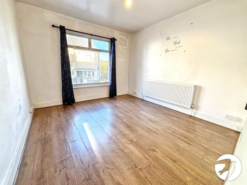 Property photo 2 of 6 Picture No. 02