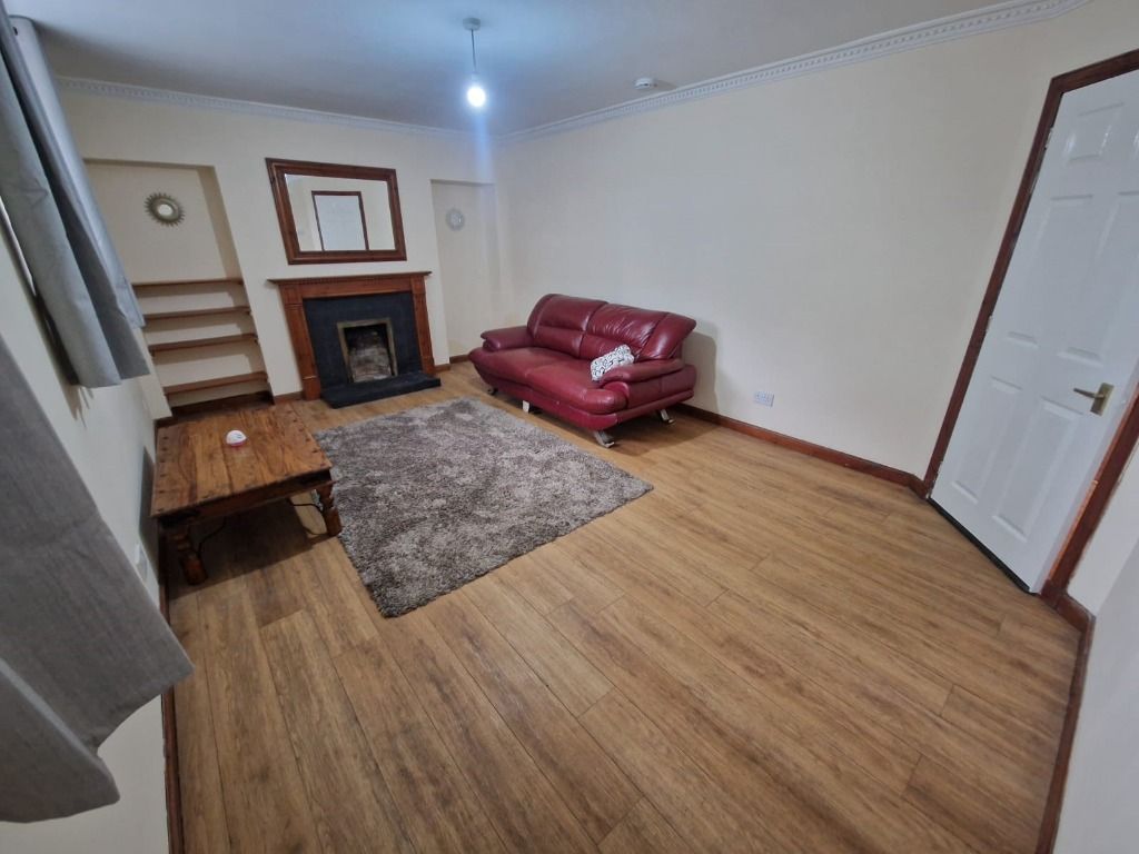 Property photo 2 of 14 Photo 2
