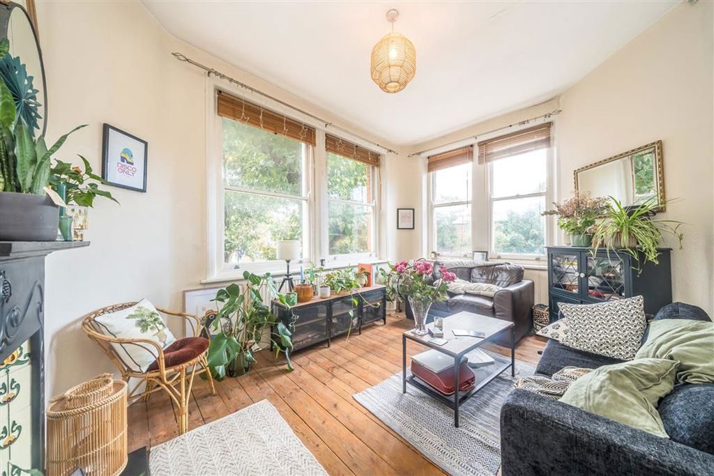 Property photo 1 of 6