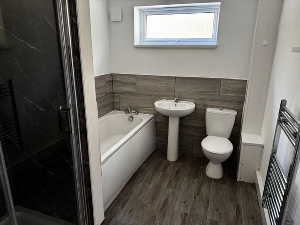 Additional image 6 of 2 bed flat to rentDunsheath, Hollinswood, Telford TF3