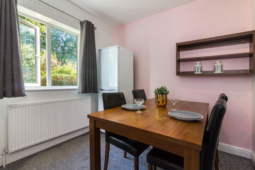 Property photo 3 of 14 Property Photo