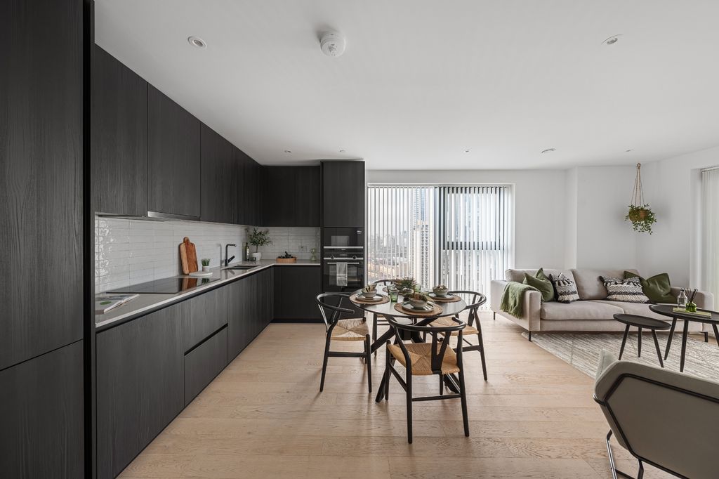 Property photo 1 of 30 Elephant Park-1901-05.Jpg