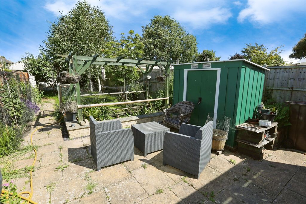 Property photo 2 of 12