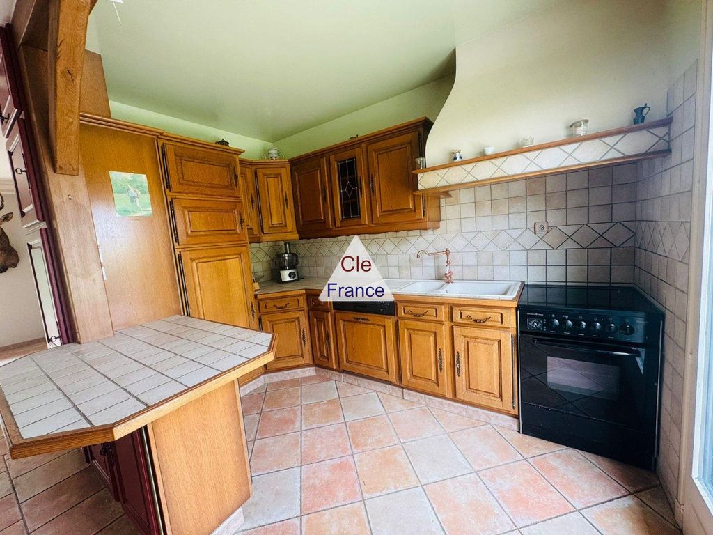 Property photo 3 of 12