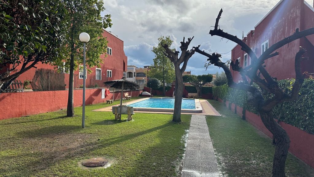 Property photo 3 of 23