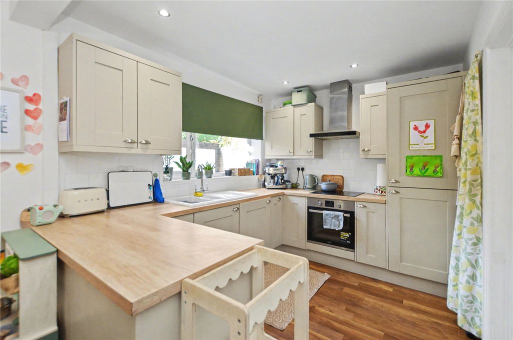 Property photo 3 of 15 Picture No. 08