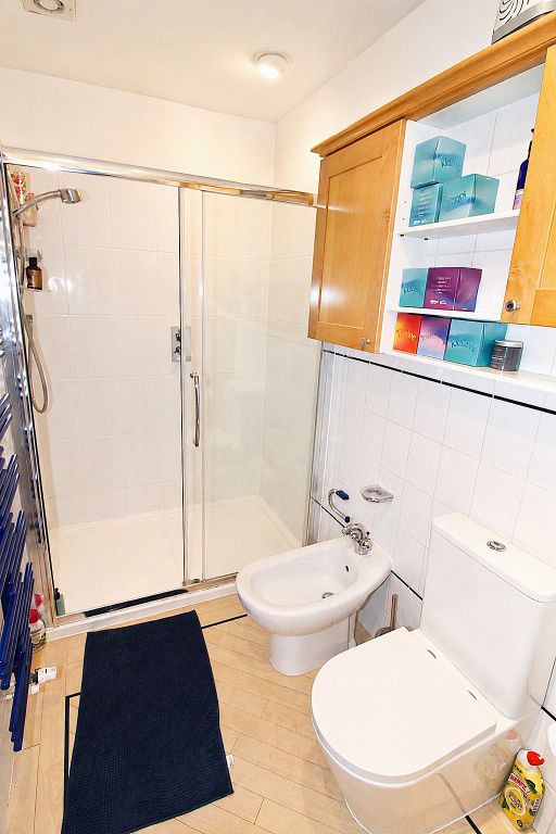 Additional image 14 of 5 bed detached house for saleCourt Hill, Chipstead, Coulsdon CR5