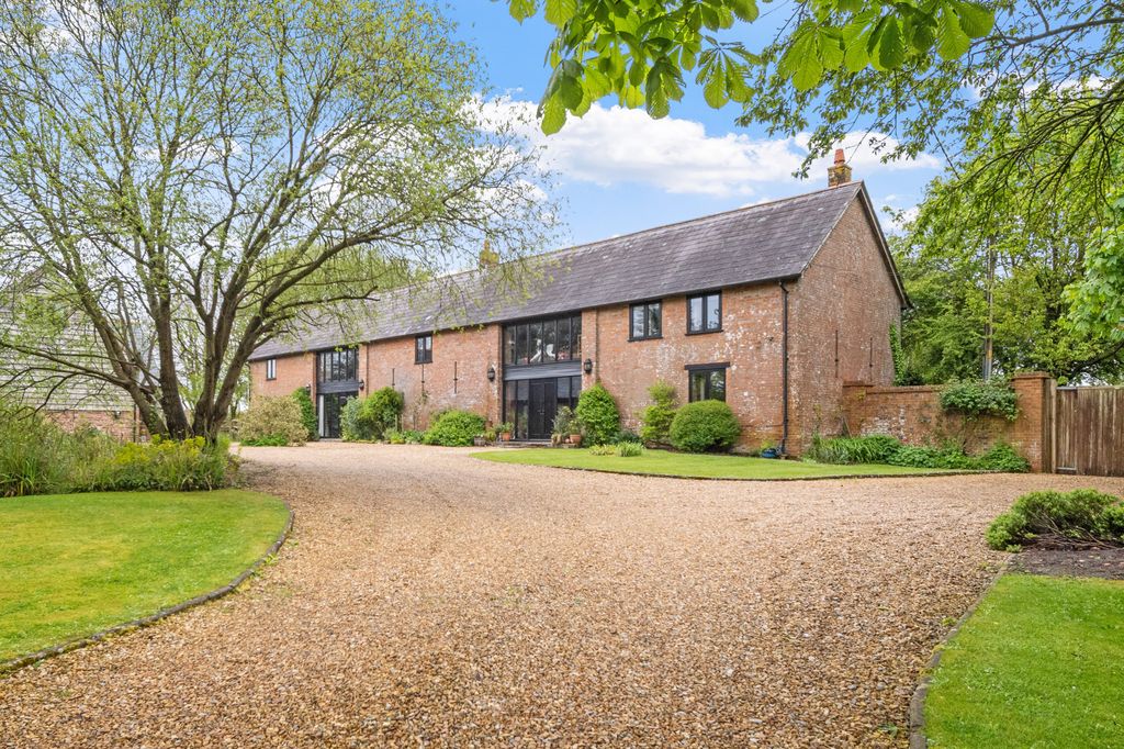 Property photo 1 of 22