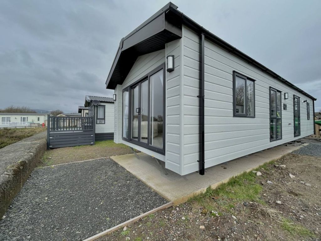 Property photo 1 of 9 1.Jpg