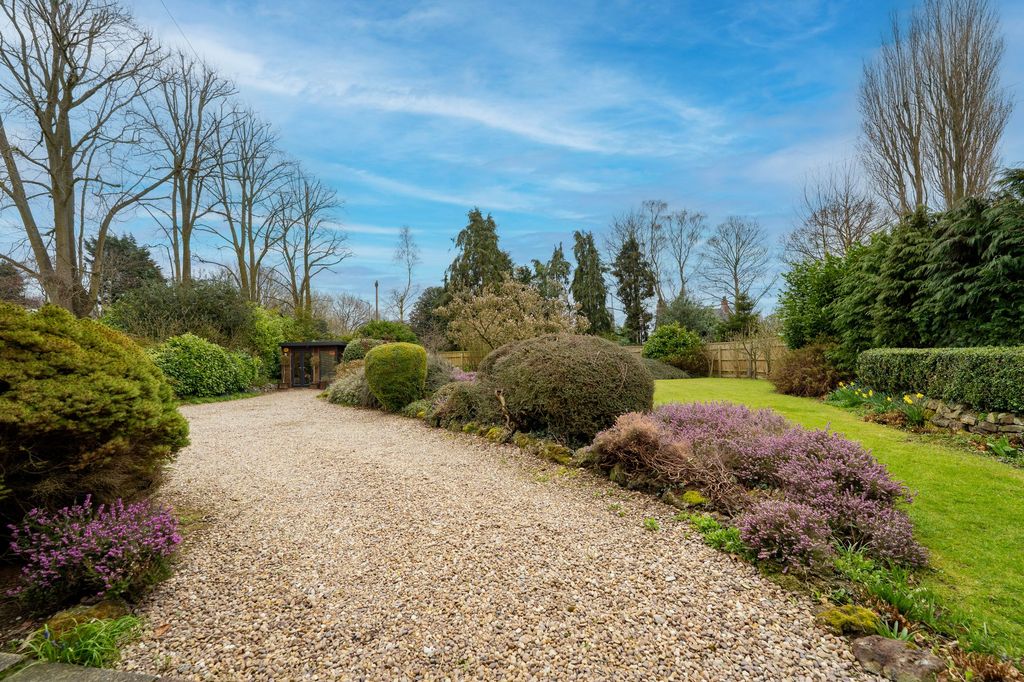 Additional image 33 of 4 bed detached house for saleField House, 184 Derby Road, Ilkeston DE7