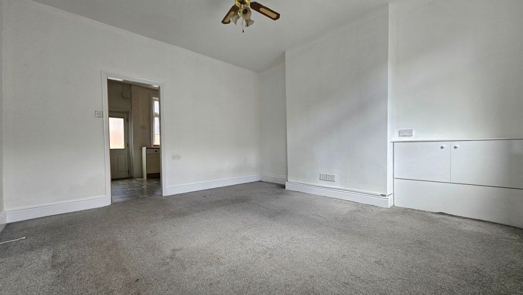 Property photo 3 of 13 3