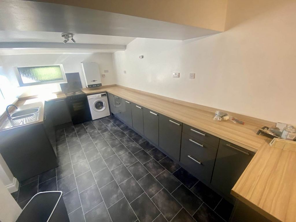 Property photo 1 of 10 Fd9A9080-Afba-44Dd-9Cf4-1E999983E7Ed (1)