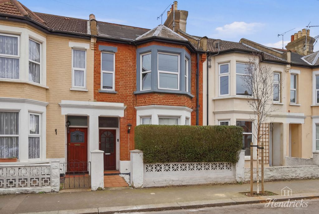 Property photo 1 of 19