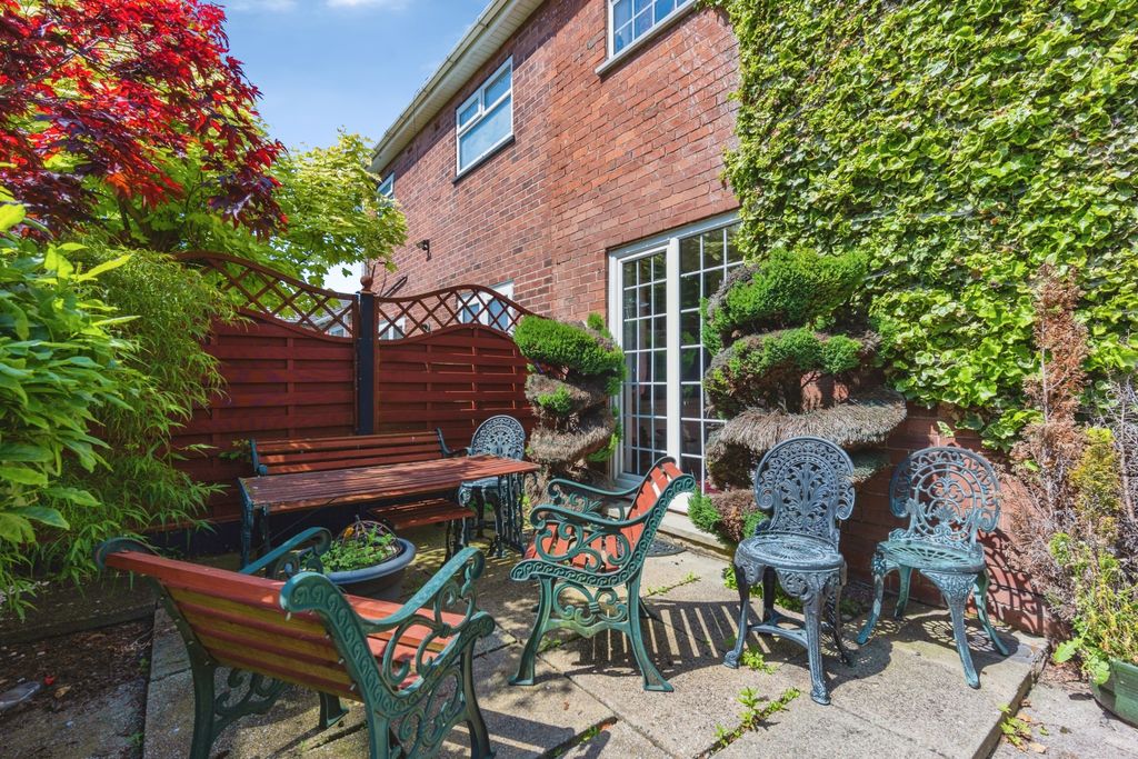 Property photo 3 of 15