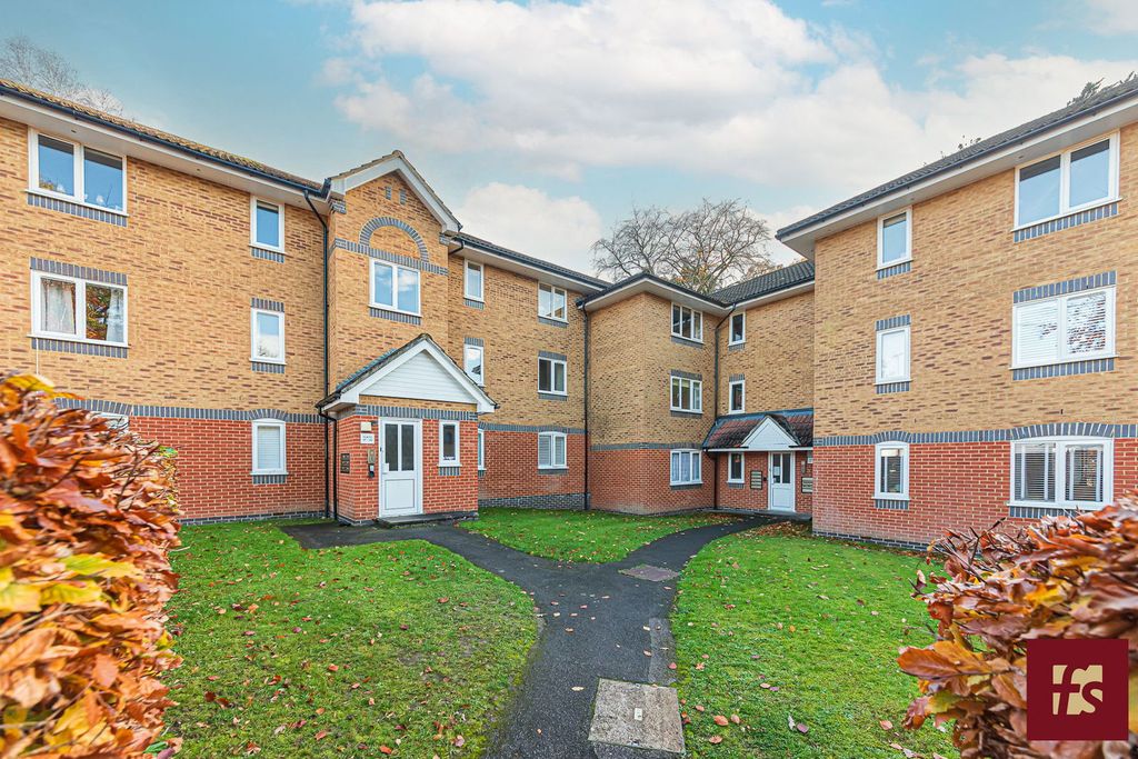 Property photo 1 of 9