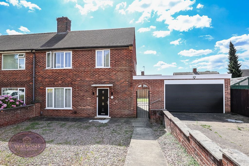 Property photo 1 of 37