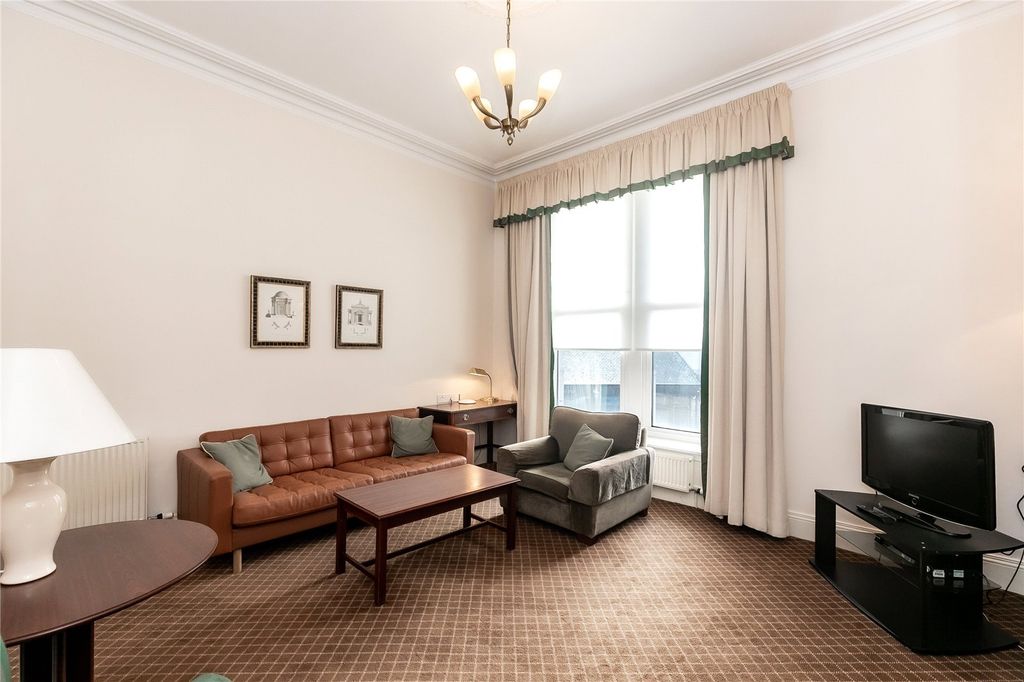 Property photo 2 of 8 Photo 2