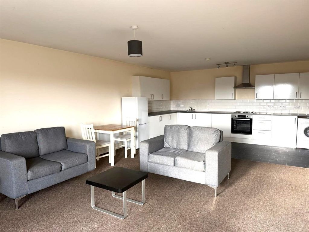 Property photo 3 of 7 205 Burlington House Living Area 2025.Jpg