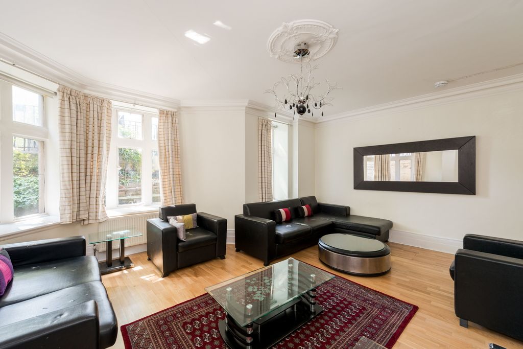 Property photo 2 of 23 Reception