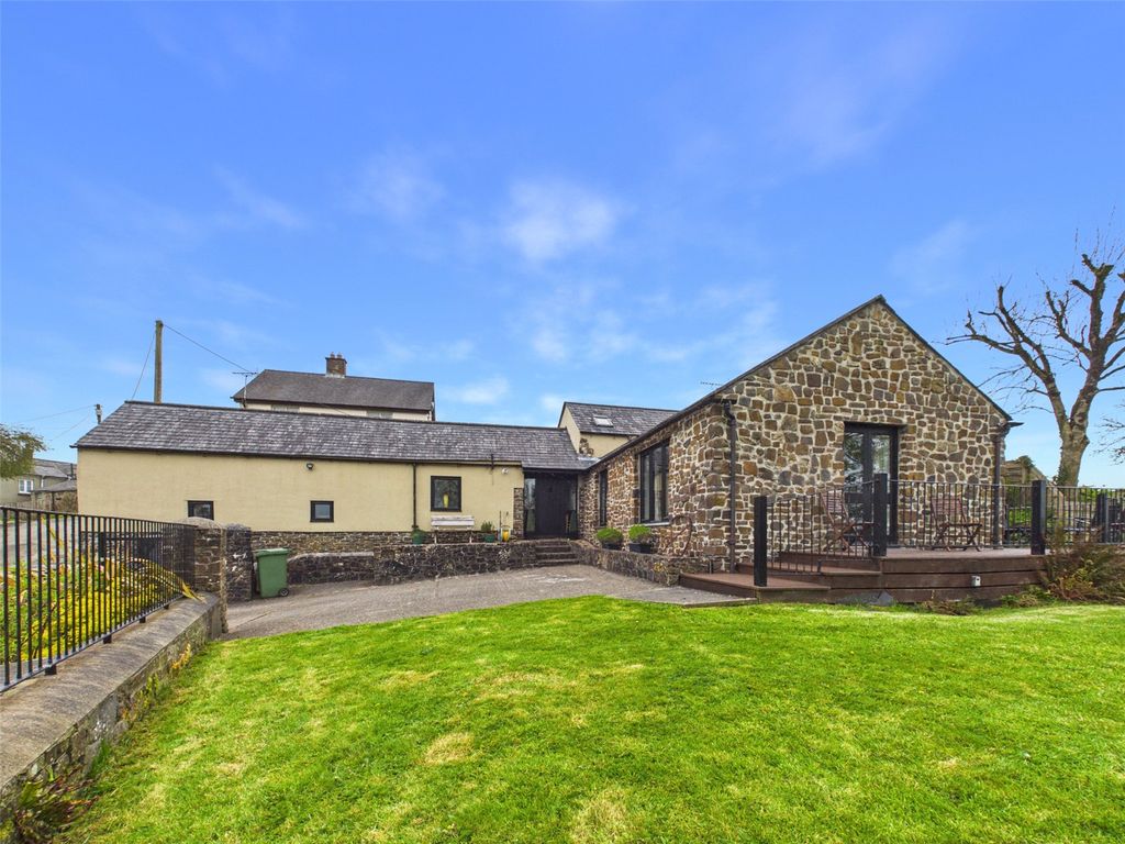 Property photo 1 of 24 Picture No. 22