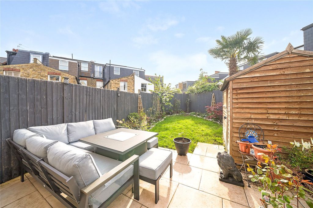 Property photo 2 of 10 Picture No. 07