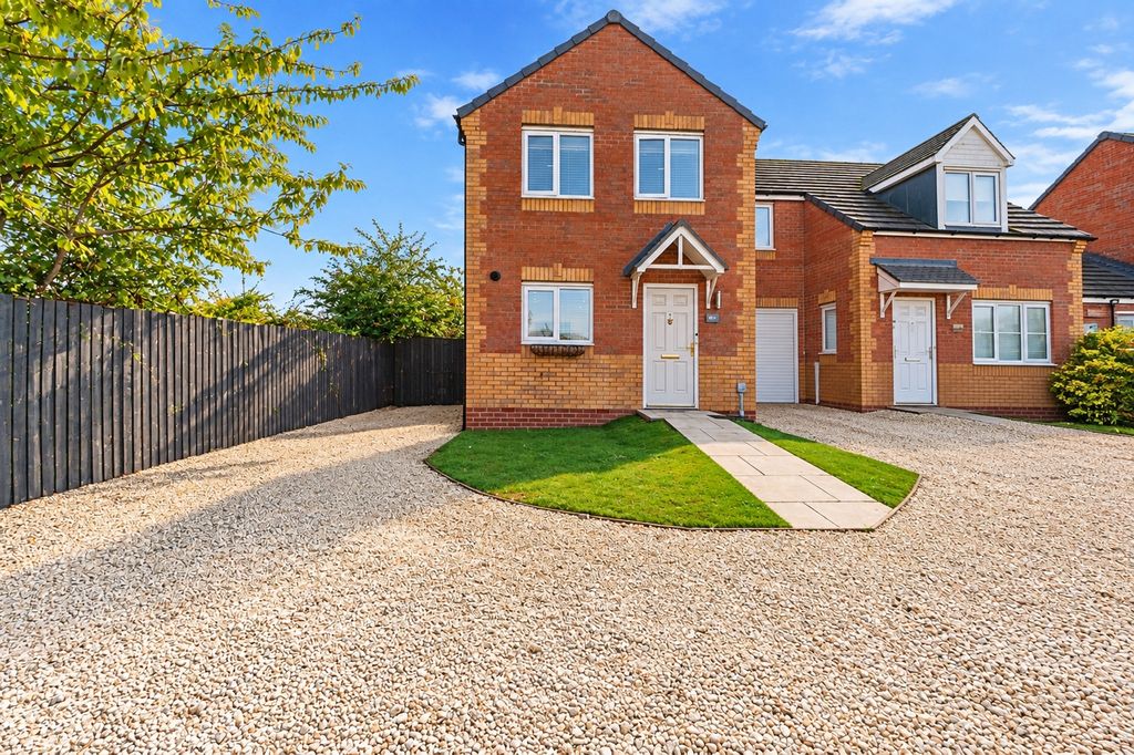 Property photo 1 of 23 Picture No. 27