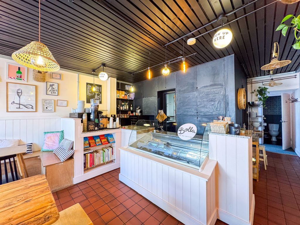 Property photo 3 of 13 Photo 12