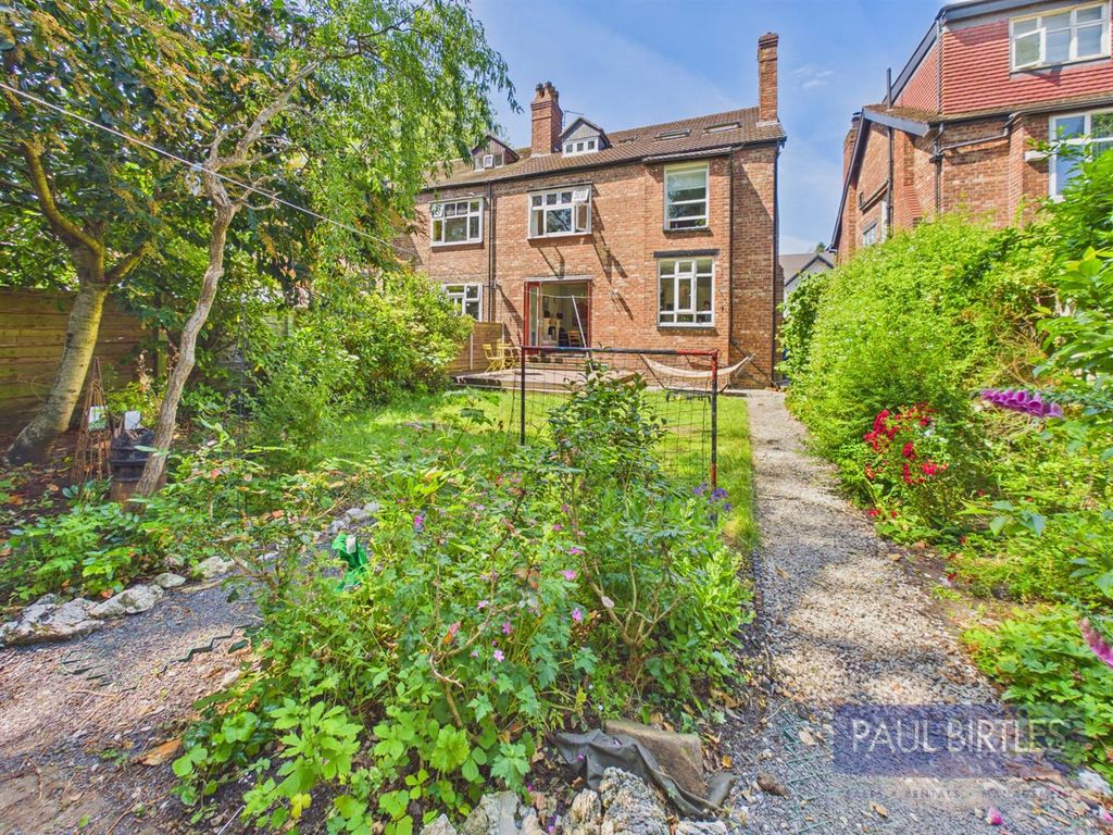 Property photo 2 of 35 Cam01301G0-Pr0777-Still049.Jpg