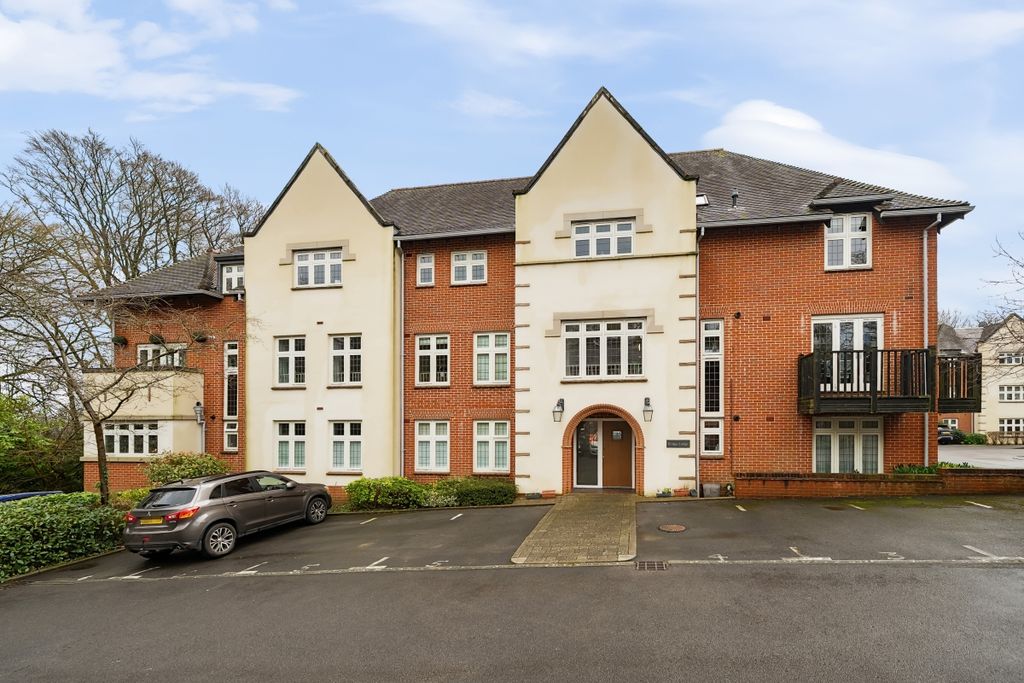Property photo 1 of 10 External