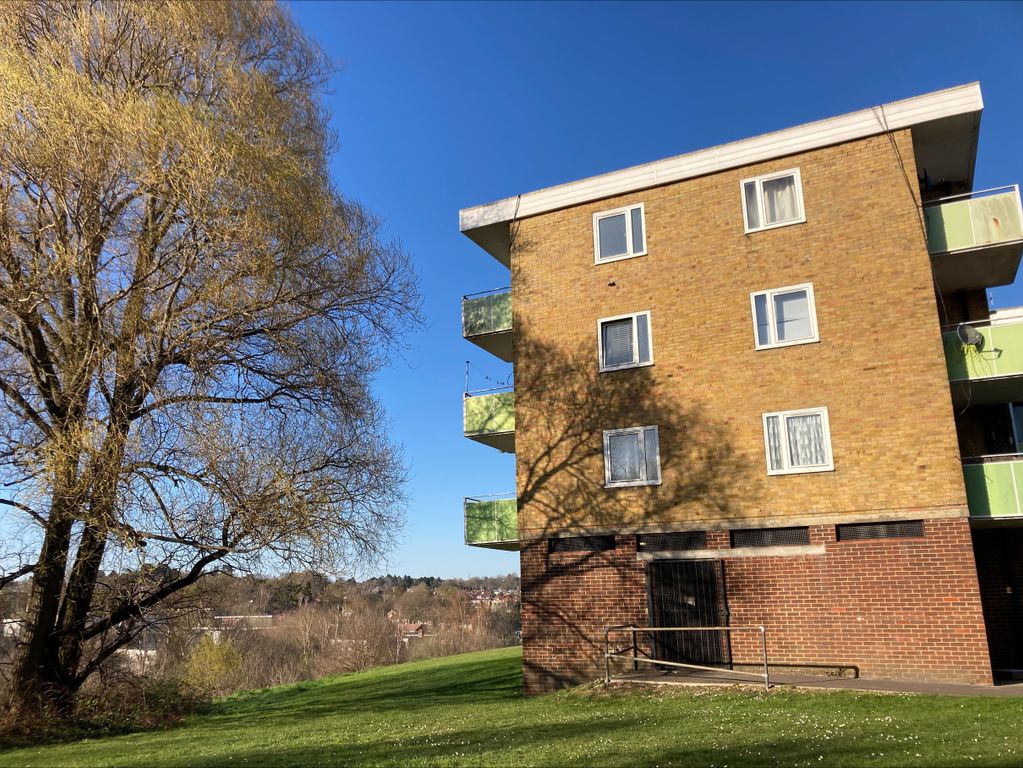 Property photo 1 of 18