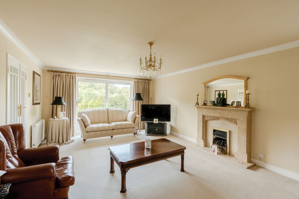 Property photo 2 of 36 2