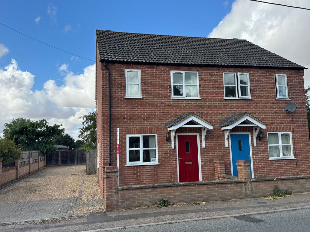 Property photo 1 of 9