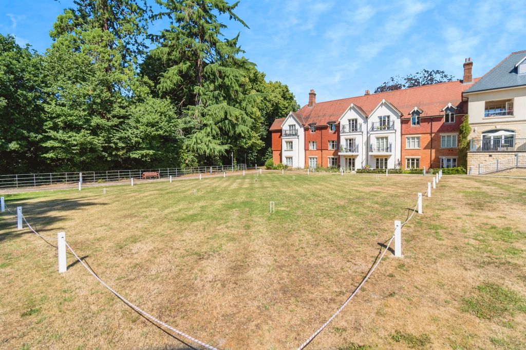 Property photo 3 of 13