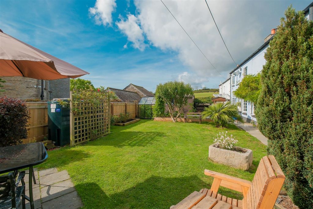 Property photo 3 of 23 Parry Tideford Outside And Extra Room-11.Jpg