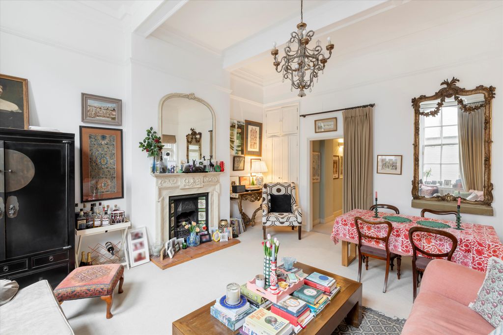 Property photo 3 of 14 Image