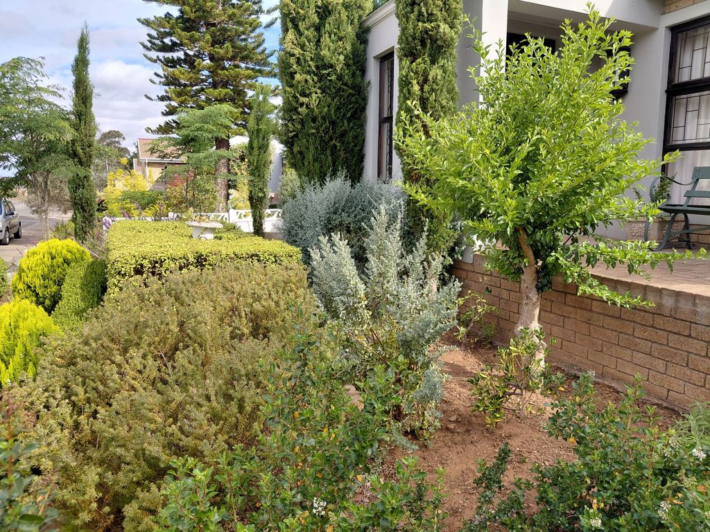 Property photo 3 of 52 1Sr1686277