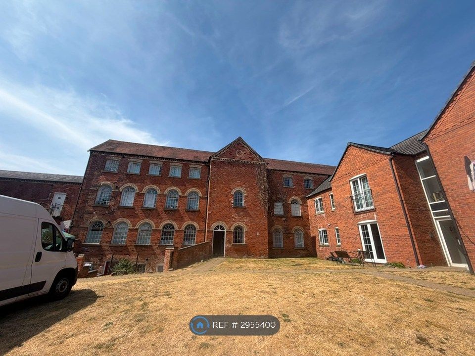 Property photo 1 of 8
