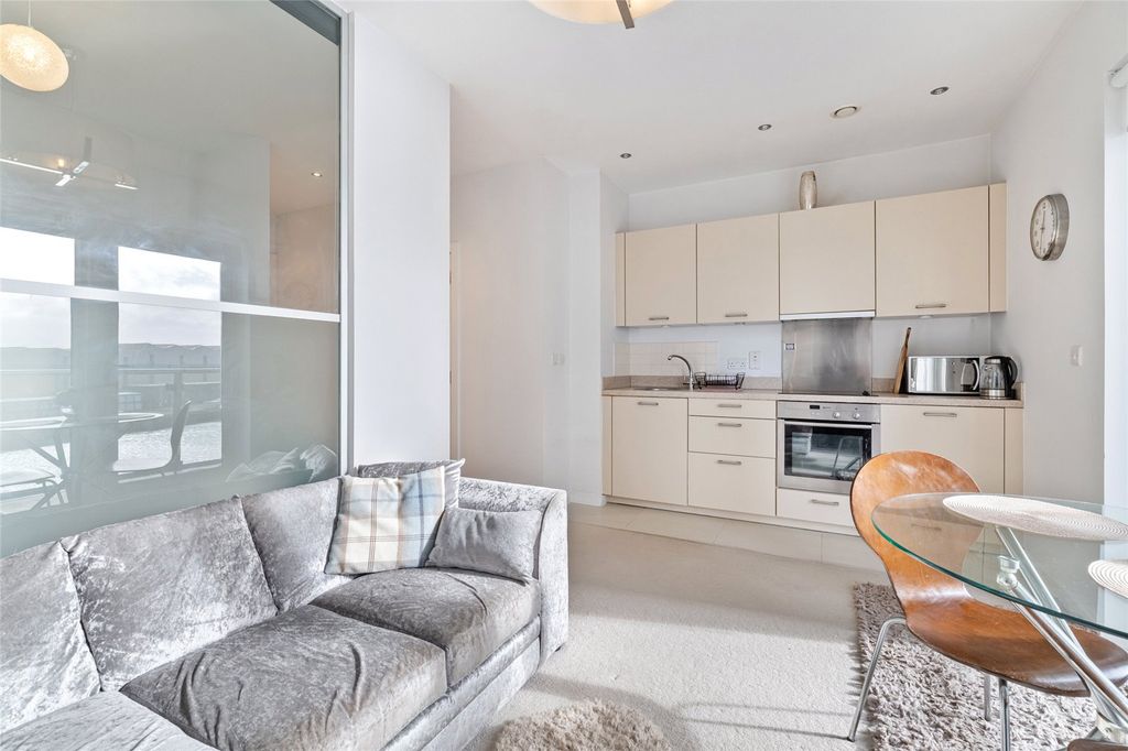 Property photo 3 of 23 Picture No. 23