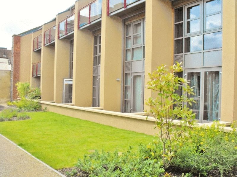 Property photo 1 of 13 Photo 4