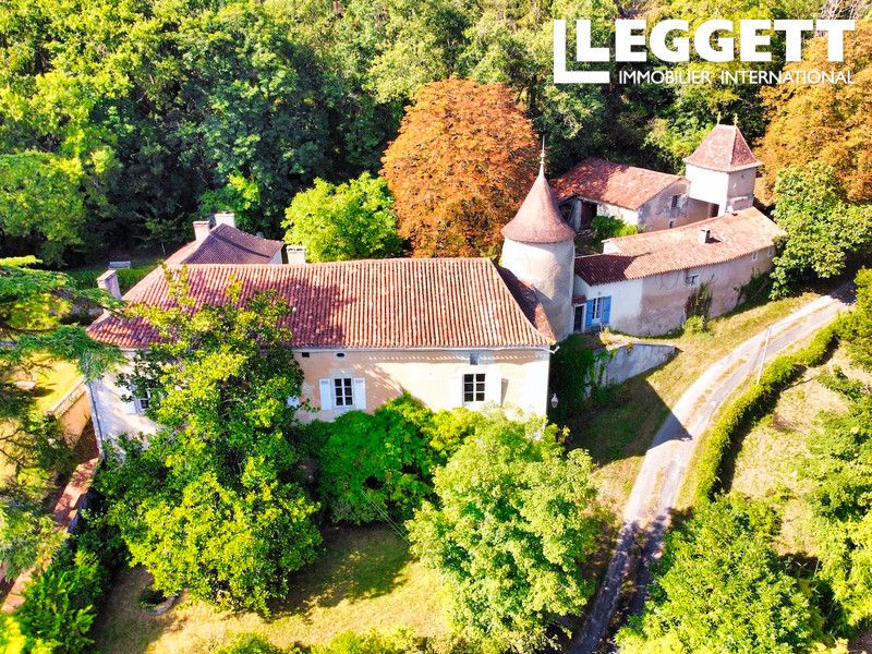 Property photo 1 of 10