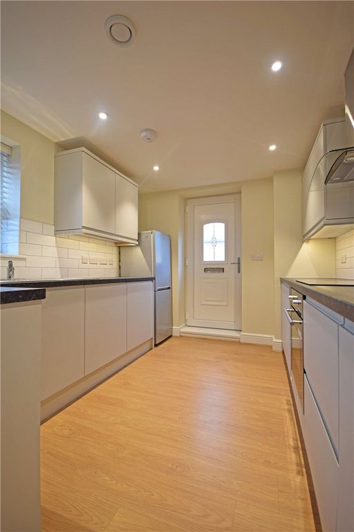 Property photo 3 of 6 Picture No. 04