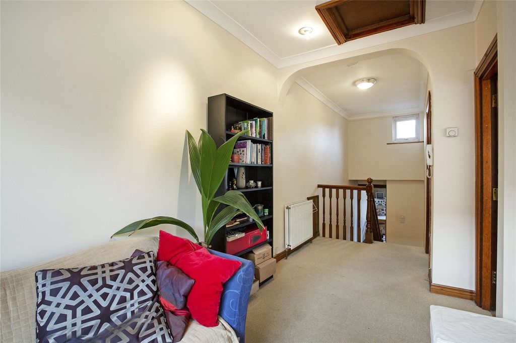 Property photo 2 of 8 Picture No. 04