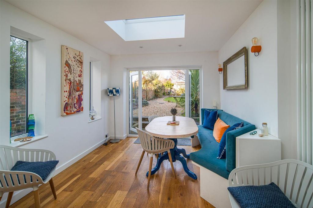 Property photo 3 of 21 2260-008-Websize.Jpeg