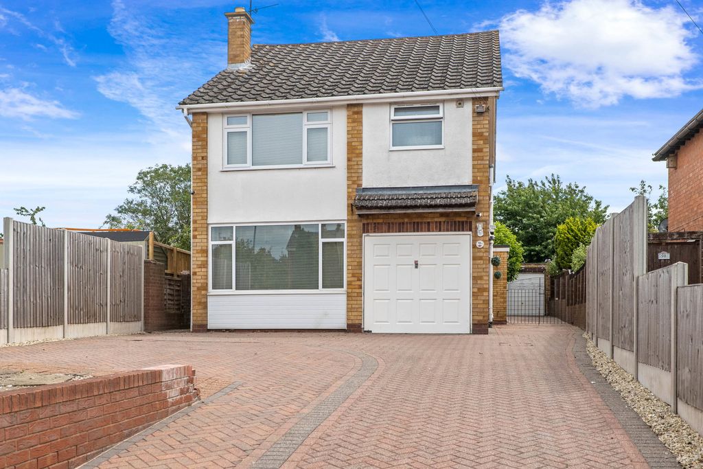Property photo 1 of 26