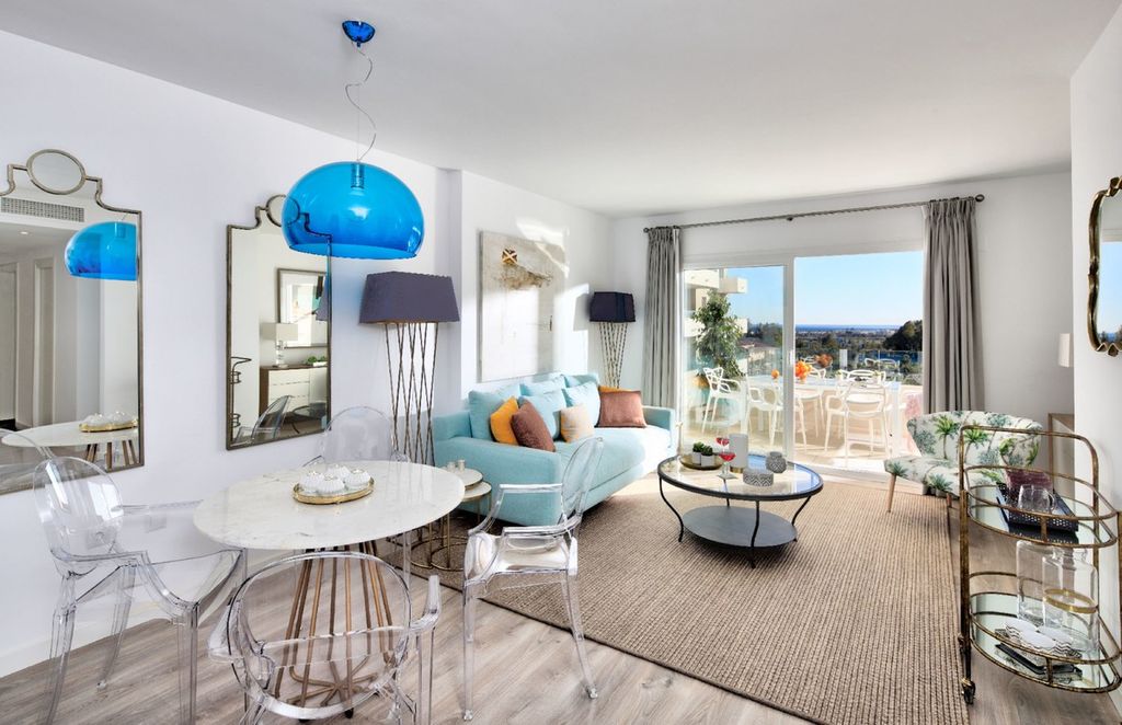 Property photo 3 of 15 Photo 2