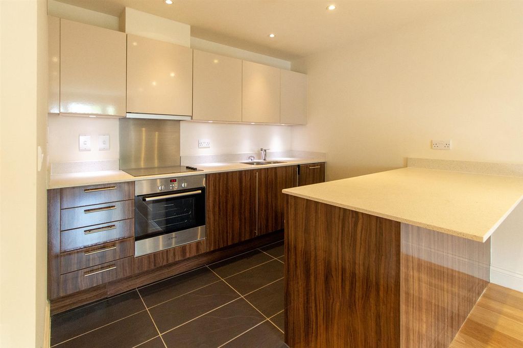Property photo 2 of 15 Copperwood Crt 2 - Kitchen-2.Jpg
